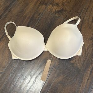 Skims 34 DDD Sand Nude Custom Fit Plunge Bra BA-SCP-5487W NWT